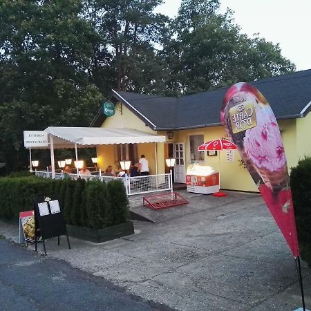 Vadasa Motel Es Etterem Hegyhátszentjakab Exterior foto