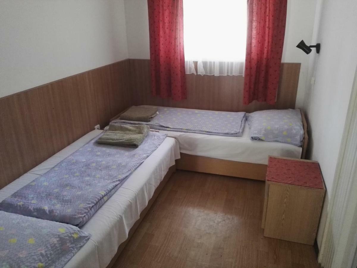 Vadasa Motel Es Etterem Hegyhátszentjakab Exterior foto