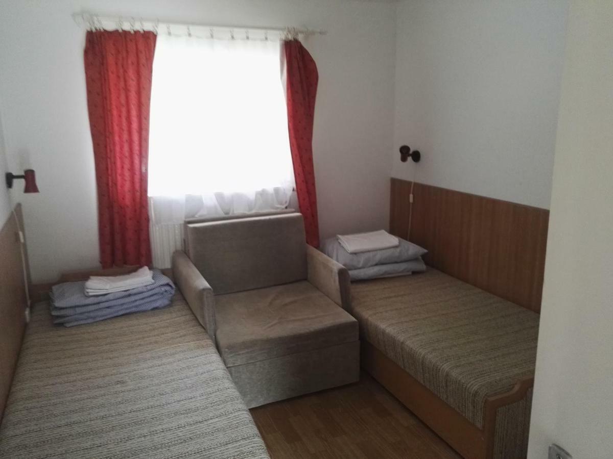 Vadasa Motel Es Etterem Hegyhátszentjakab Exterior foto